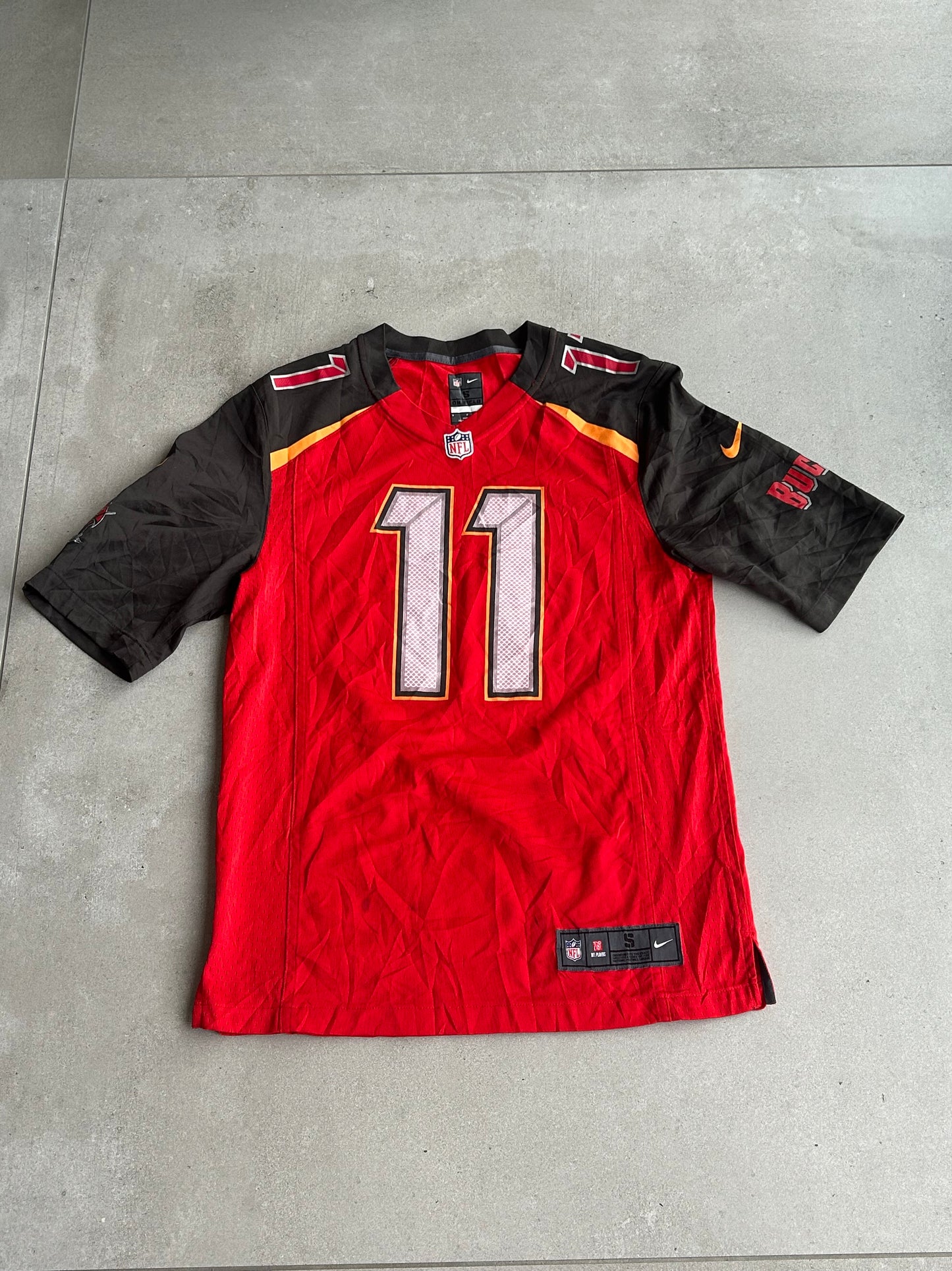 Vintage NFL jersey Buccaneers 11