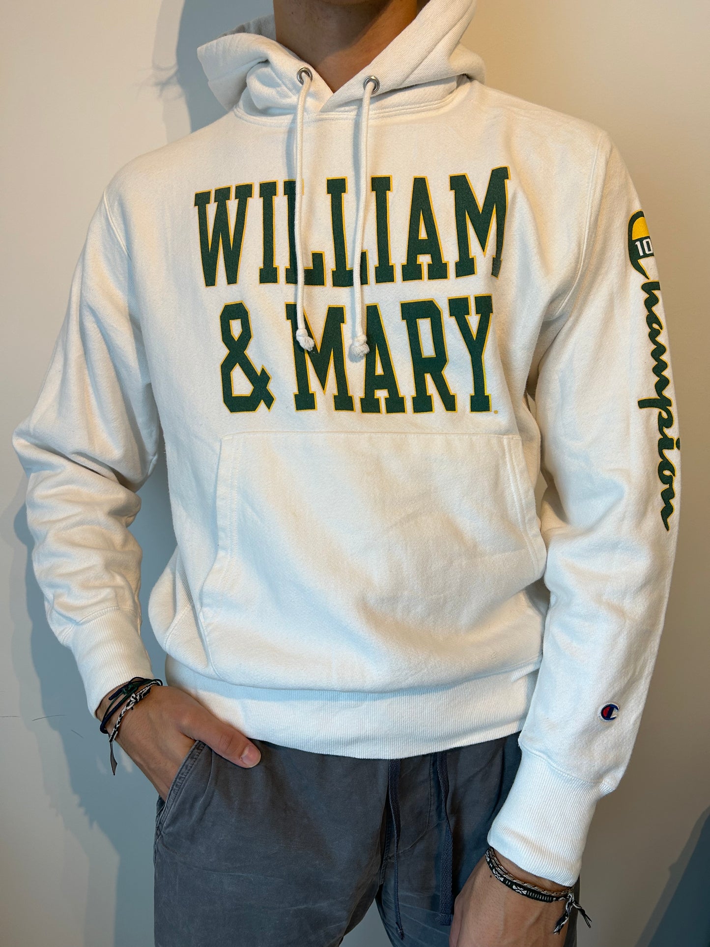 College hoodie William & Mary