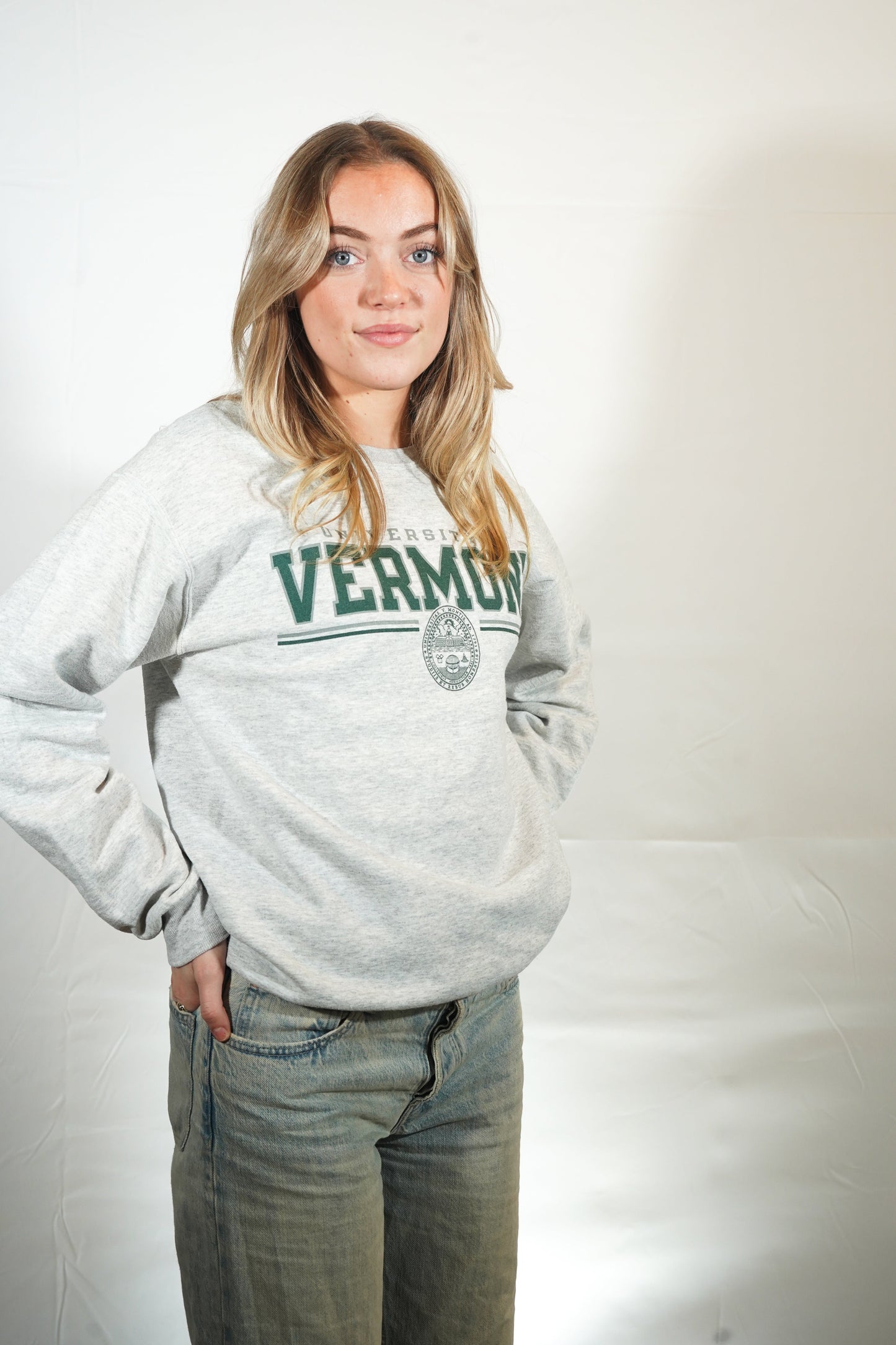 Vintage University of Vermont sweater (S)